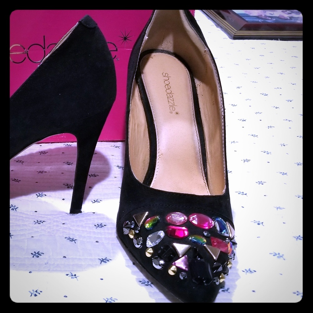 Black heels with stones